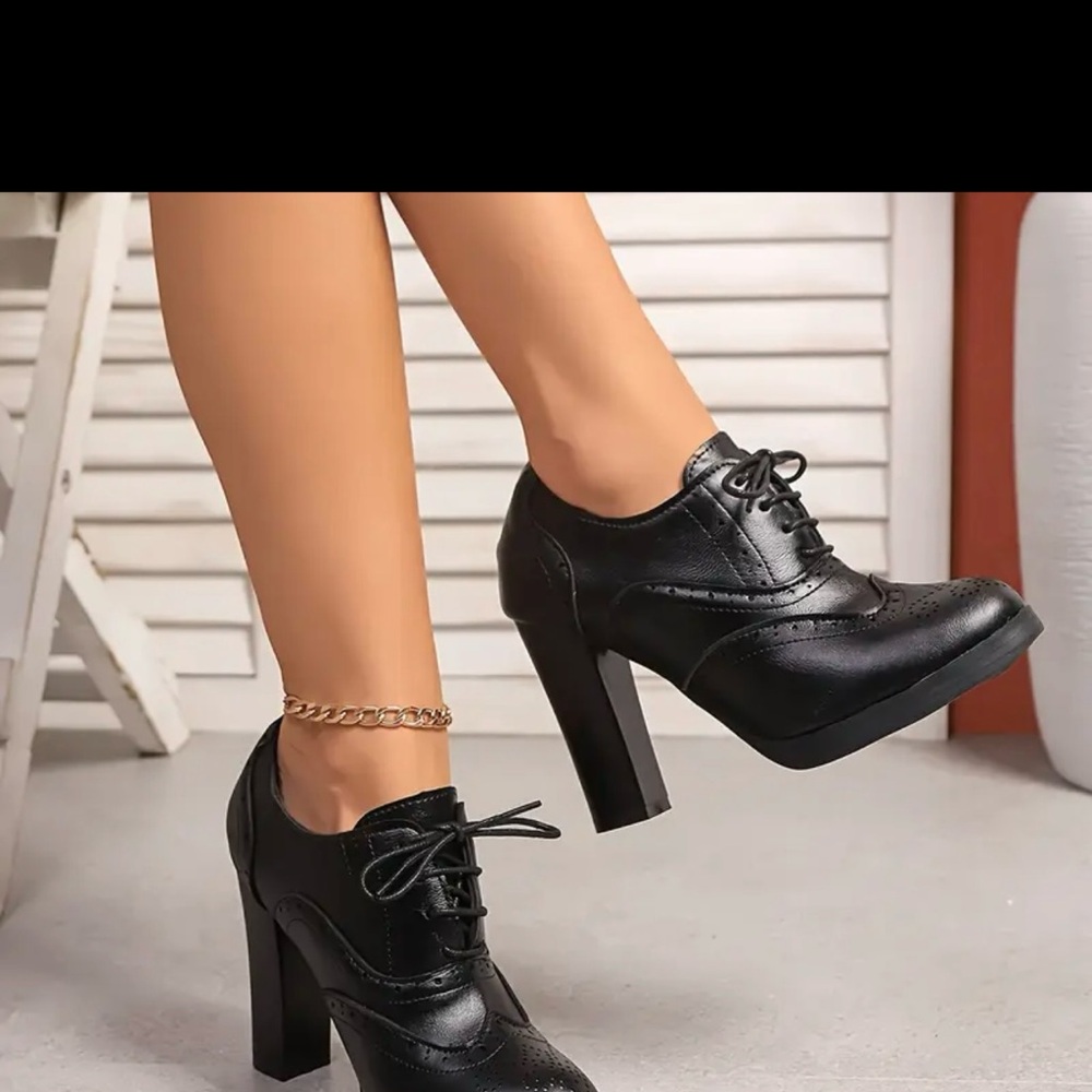 Report Lance Black Leather Heeled Platform Oxford Shoes 8M